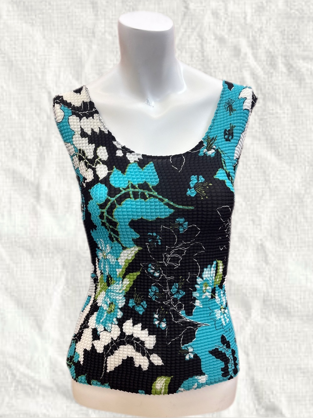 Y2K Textured Floral Tank  Euro Summer Aqua